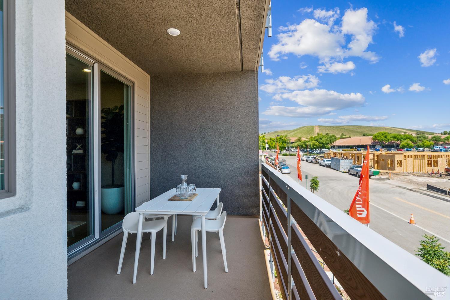Detail Gallery Image 2 of 19 For 2906 Triad Pl, Livermore,  CA 94551 - 2 Beds | 2 Baths