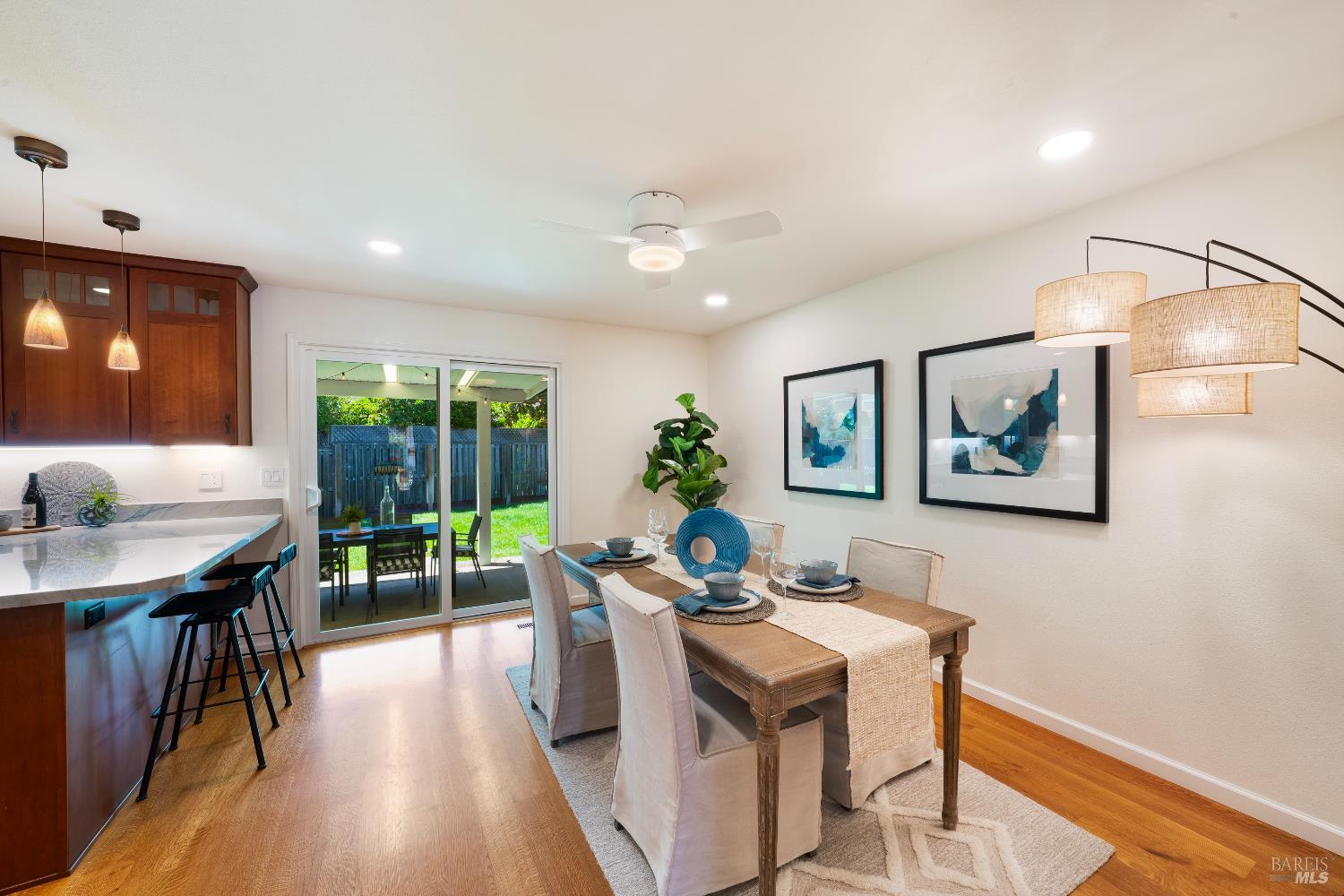 Detail Gallery Image 8 of 33 For 8819 Hood Mountain Cir, Santa Rosa,  CA 95409 - 2 Beds | 2 Baths
