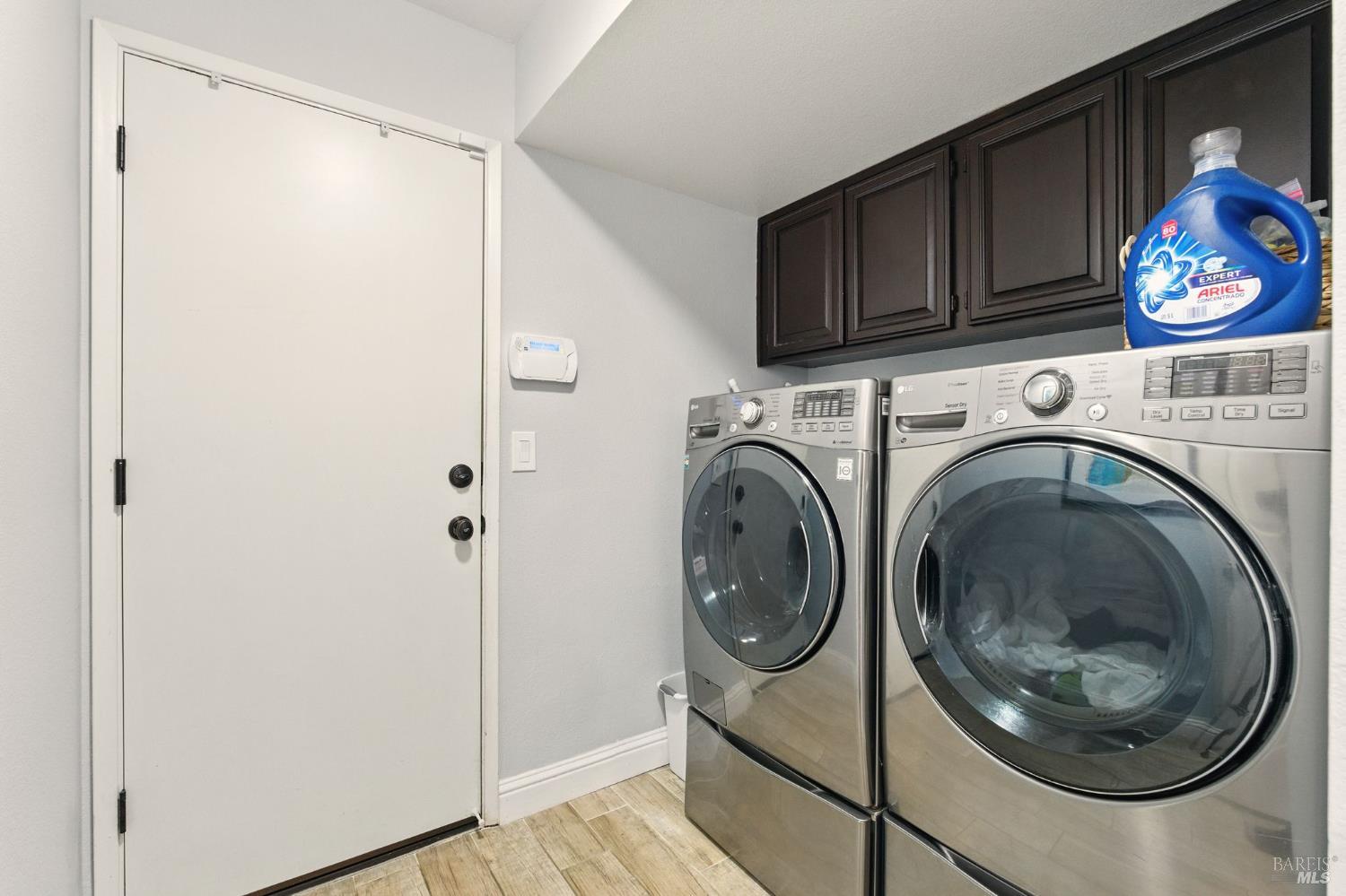 Detail Gallery Image 22 of 53 For 141 Flametree Cir, Windsor,  CA 95492 - 4 Beds | 3 Baths