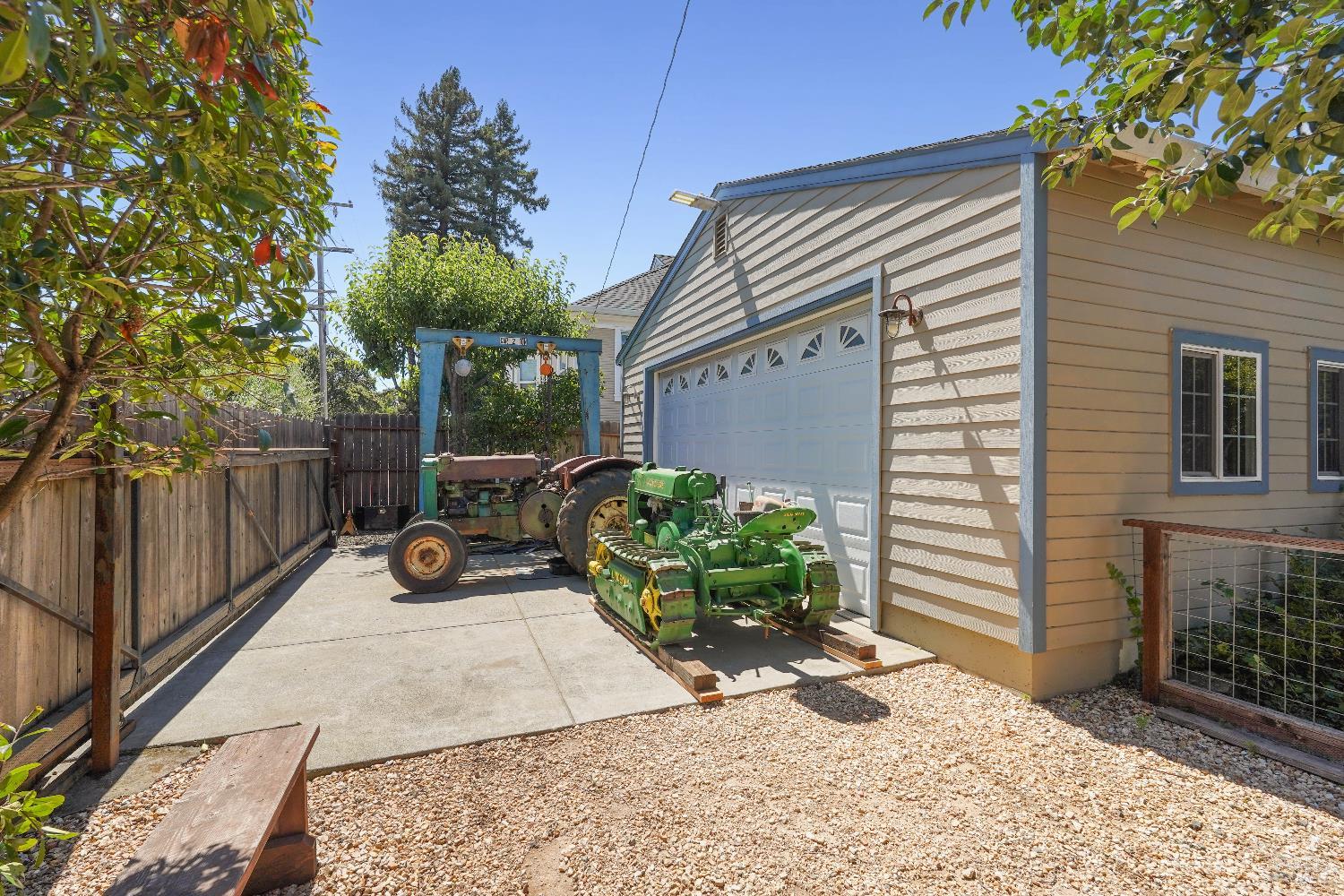 Detail Gallery Image 23 of 25 For 2001 Marin St, Napa,  CA 94559 - 2 Beds | 1 Baths