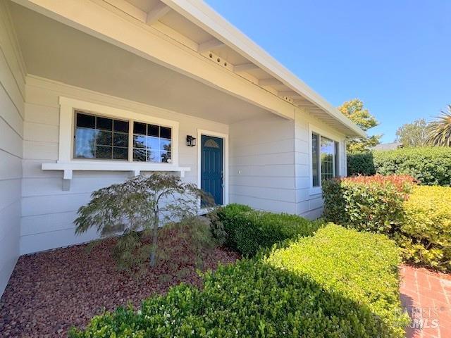Detail Gallery Image 3 of 52 For 4777 Fairway Dr, Rohnert Park,  CA 94928 - 4 Beds | 2 Baths