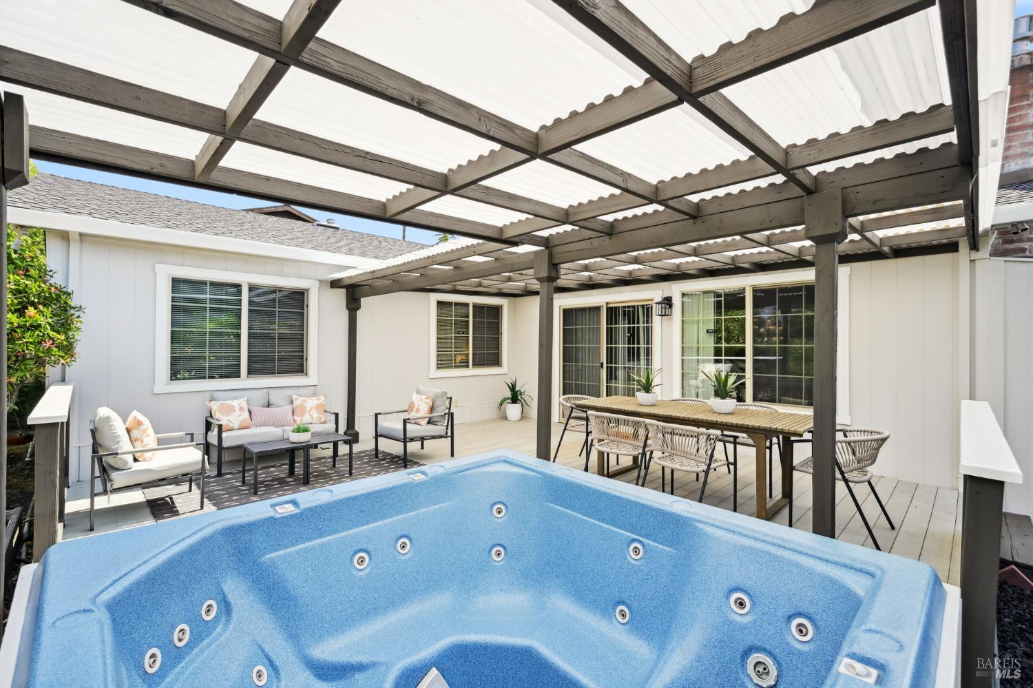Detail Gallery Image 42 of 52 For 4777 Fairway Dr, Rohnert Park,  CA 94928 - 4 Beds | 2 Baths