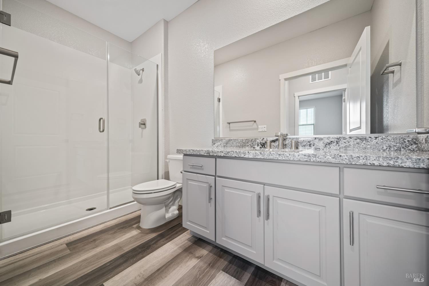 Detail Gallery Image 10 of 19 For 2175 Rustic Oak Ln, Rio Vista,  CA 94571 - 2 Beds | 2 Baths