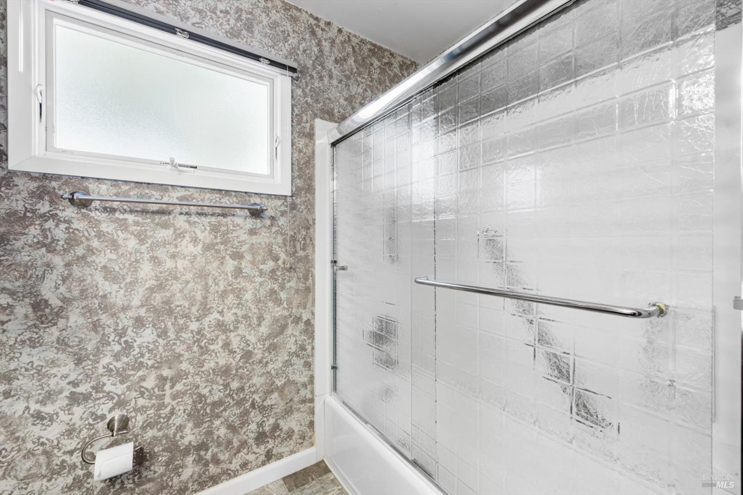 Detail Gallery Image 44 of 72 For 3451 Astoria Cir, Fairfield,  CA 94534 - 5 Beds | 3/1 Baths