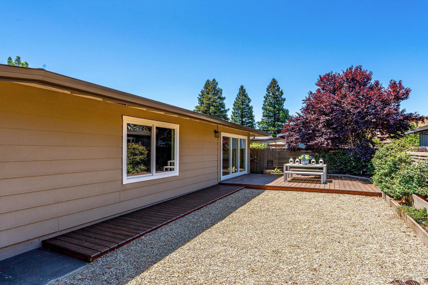 Detail Gallery Image 25 of 50 For 1705 Adele St, Calistoga,  CA 94515 - 3 Beds | 2/1 Baths