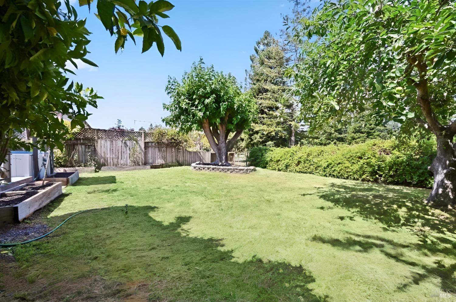 Detail Gallery Image 45 of 52 For 4777 Fairway Dr, Rohnert Park,  CA 94928 - 4 Beds | 2 Baths