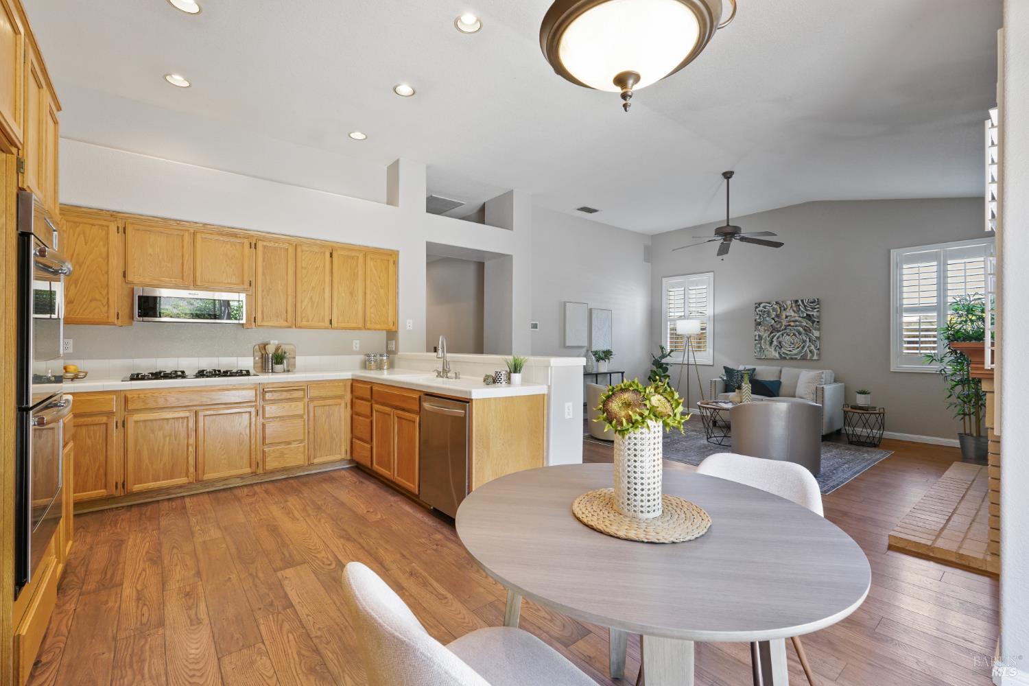 Detail Gallery Image 20 of 41 For 2432 Trevino Way, Fairfield,  CA 94534 - 4 Beds | 2 Baths