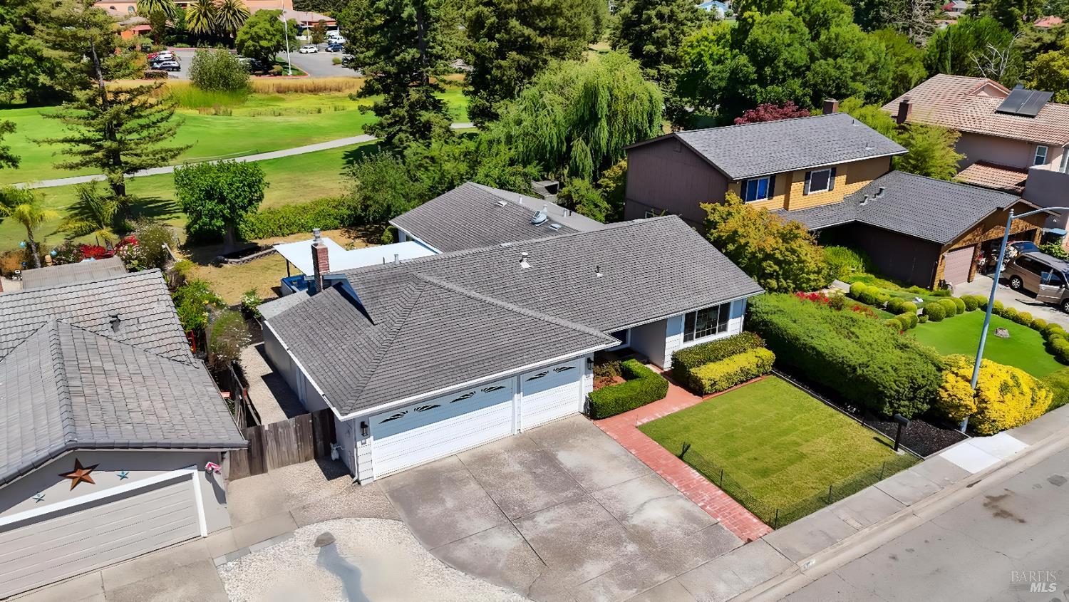 Detail Gallery Image 50 of 52 For 4777 Fairway Dr, Rohnert Park,  CA 94928 - 4 Beds | 2 Baths