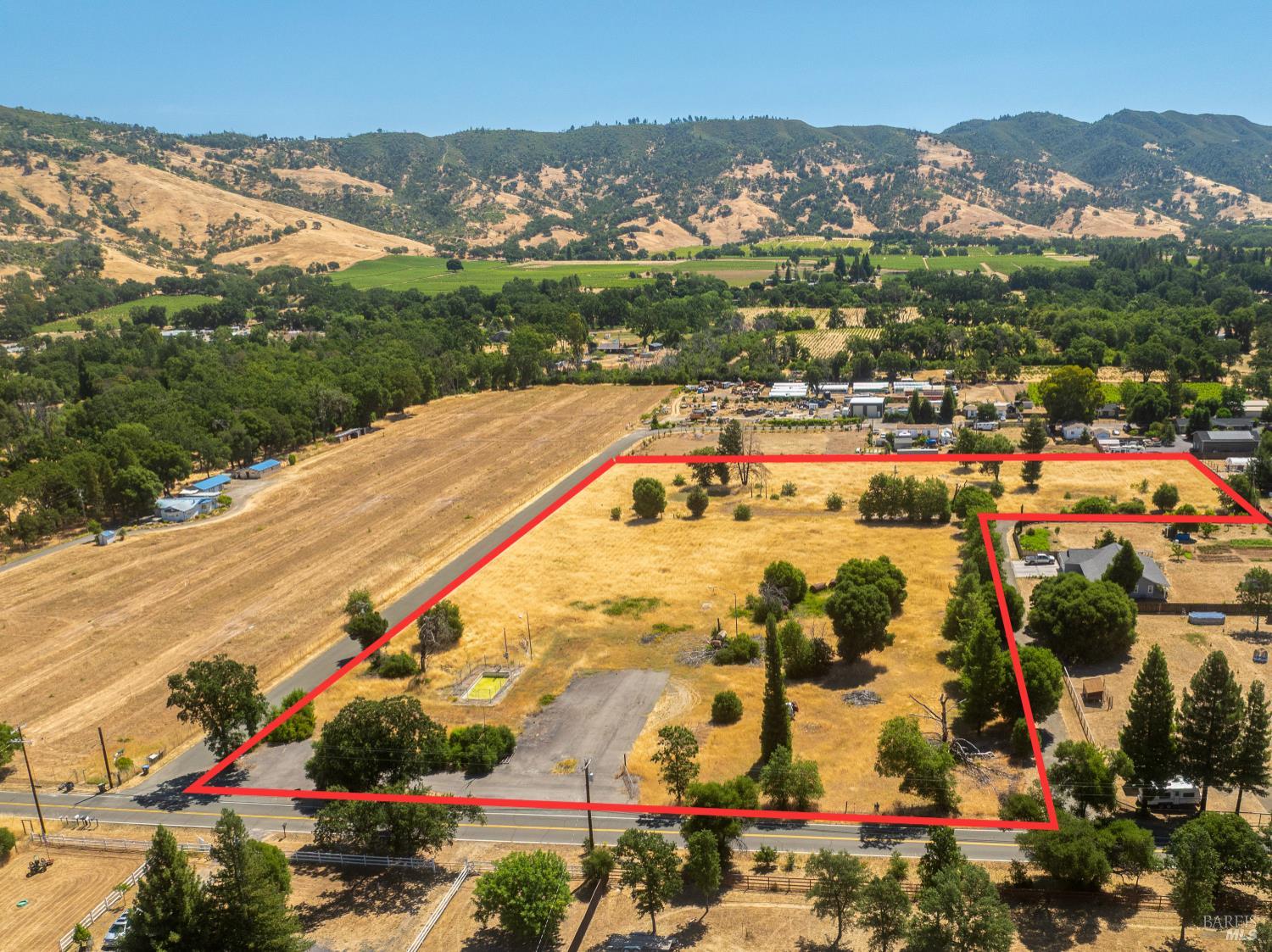 Detail Gallery Image 4 of 28 For 10891 West Rd, Redwood Valley,  CA 95470 - – Beds | – Baths