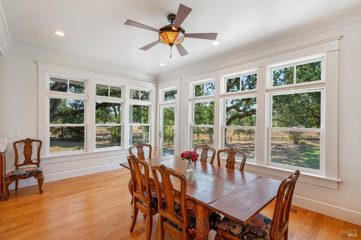 Detail Gallery Image 20 of 99 For 241 Royal Ct, Santa Rosa,  CA 95401 - 4 Beds | 4 Baths