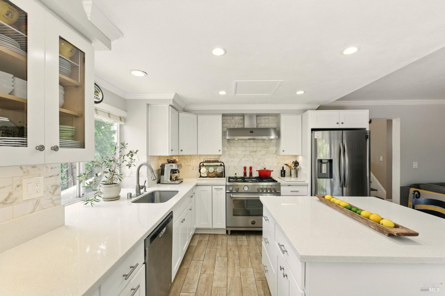 Detail Gallery Image 16 of 53 For 141 Flametree Cir, Windsor,  CA 95492 - 4 Beds | 3 Baths