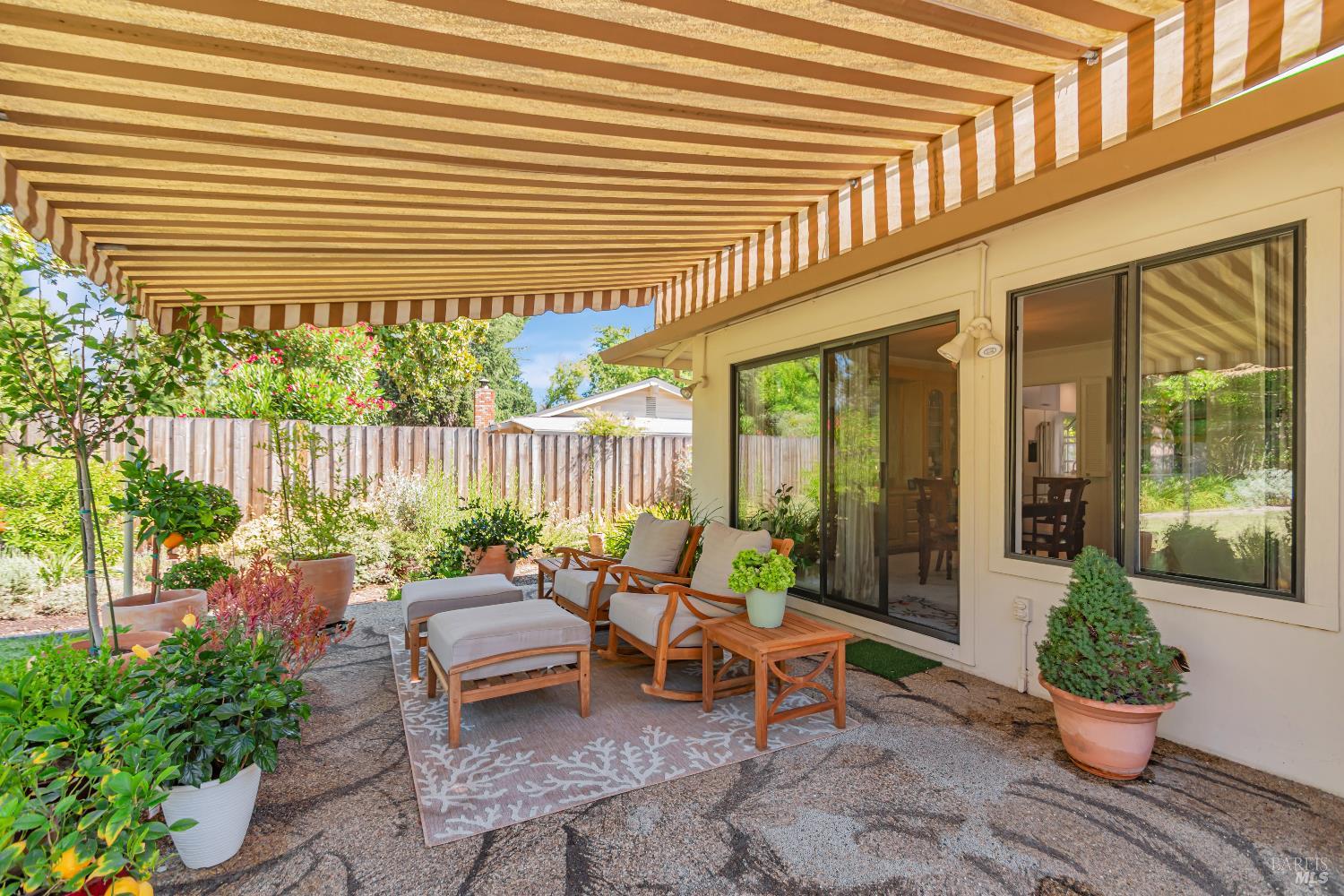 Detail Gallery Image 35 of 42 For 6840 Oakmont Dr, Santa Rosa,  CA 95409 - 4 Beds | 2 Baths