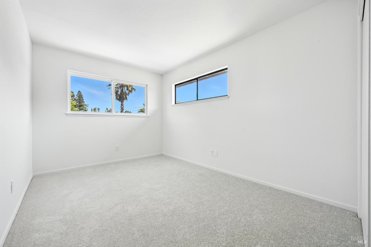 Detail Gallery Image 29 of 41 For 15 Arbor Cir, Novato,  CA 94947 - 5 Beds | 3 Baths