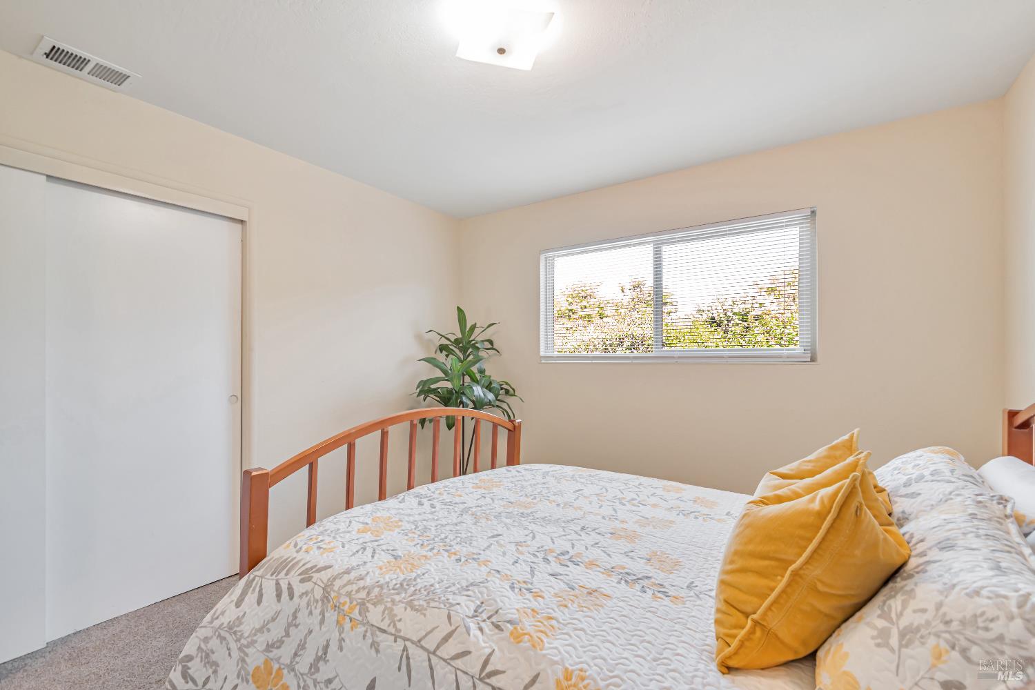 Detail Gallery Image 21 of 40 For 229 Arlen Dr, Rohnert Park,  CA 94928 - 4 Beds | 3 Baths