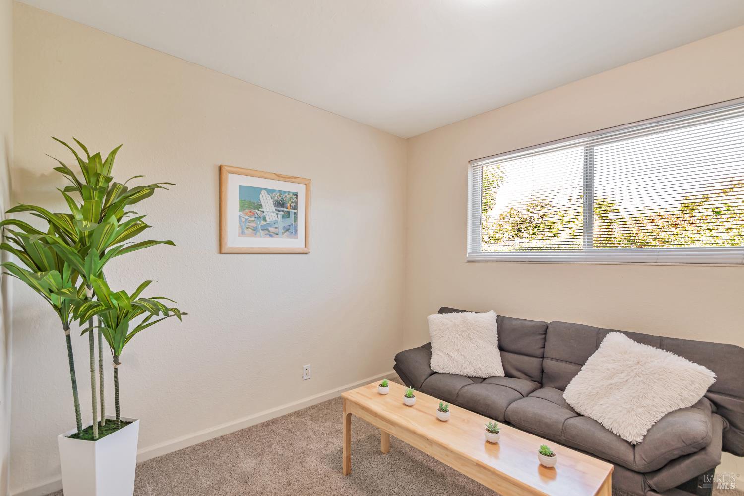 Detail Gallery Image 12 of 40 For 229 Arlen Dr, Rohnert Park,  CA 94928 - 4 Beds | 3 Baths