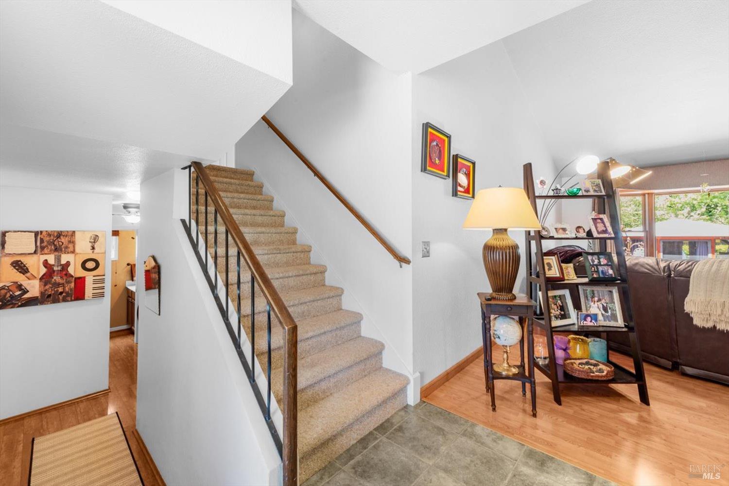 Detail Gallery Image 12 of 72 For 3451 Astoria Cir, Fairfield,  CA 94534 - 5 Beds | 3/1 Baths