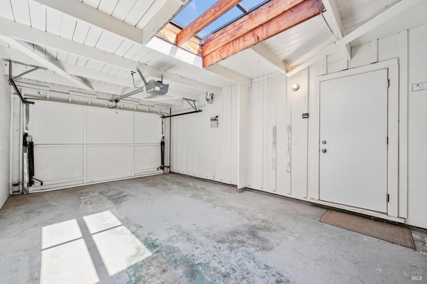 Detail Gallery Image 32 of 35 For 715 Alta Vista Rd, Mill Valley,  CA 94941 - 2 Beds | 1 Baths