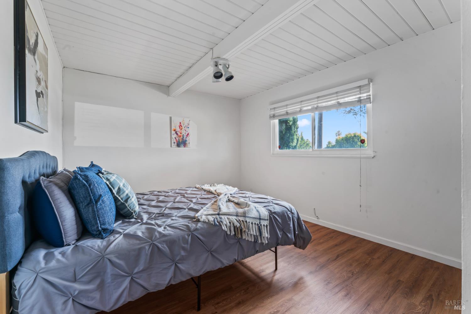 Detail Gallery Image 15 of 24 For 408 Christine Dr, San Pablo,  CA 94806 - 3 Beds | 1 Baths