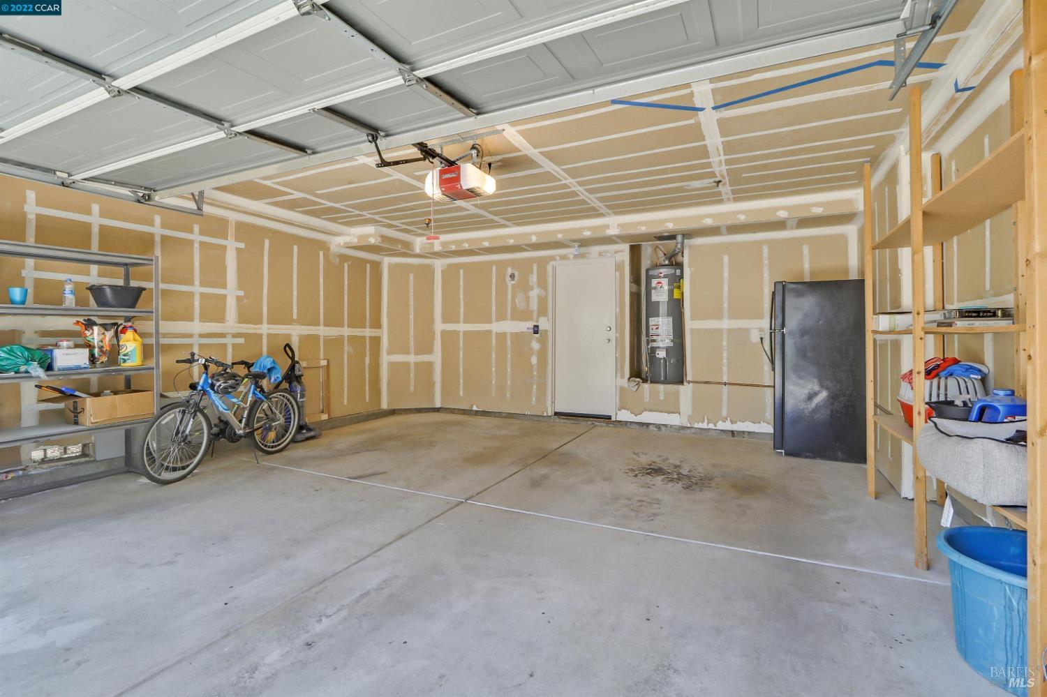 Detail Gallery Image 33 of 39 For 28 Shoal Dr, Vallejo,  CA 94591 - 3 Beds | 2/1 Baths