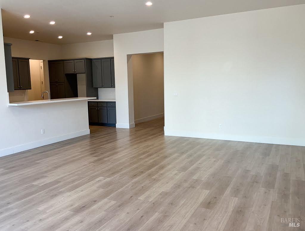 Detail Gallery Image 6 of 17 For 1329 Calabazas Dr, Windsor,  CA 95492 - 3 Beds | 2 Baths
