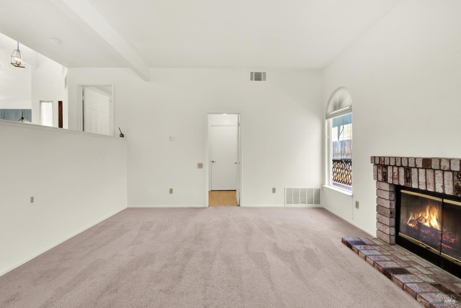 Detail Gallery Image 42 of 93 For 242 Rosita Ct, Vacaville,  CA 95687 - 4 Beds | 2/1 Baths