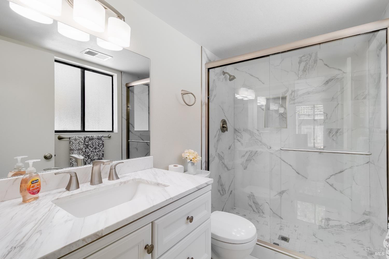 Detail Gallery Image 41 of 76 For 877 Rose Dr, Benicia,  CA 94510 - 4 Beds | 3 Baths