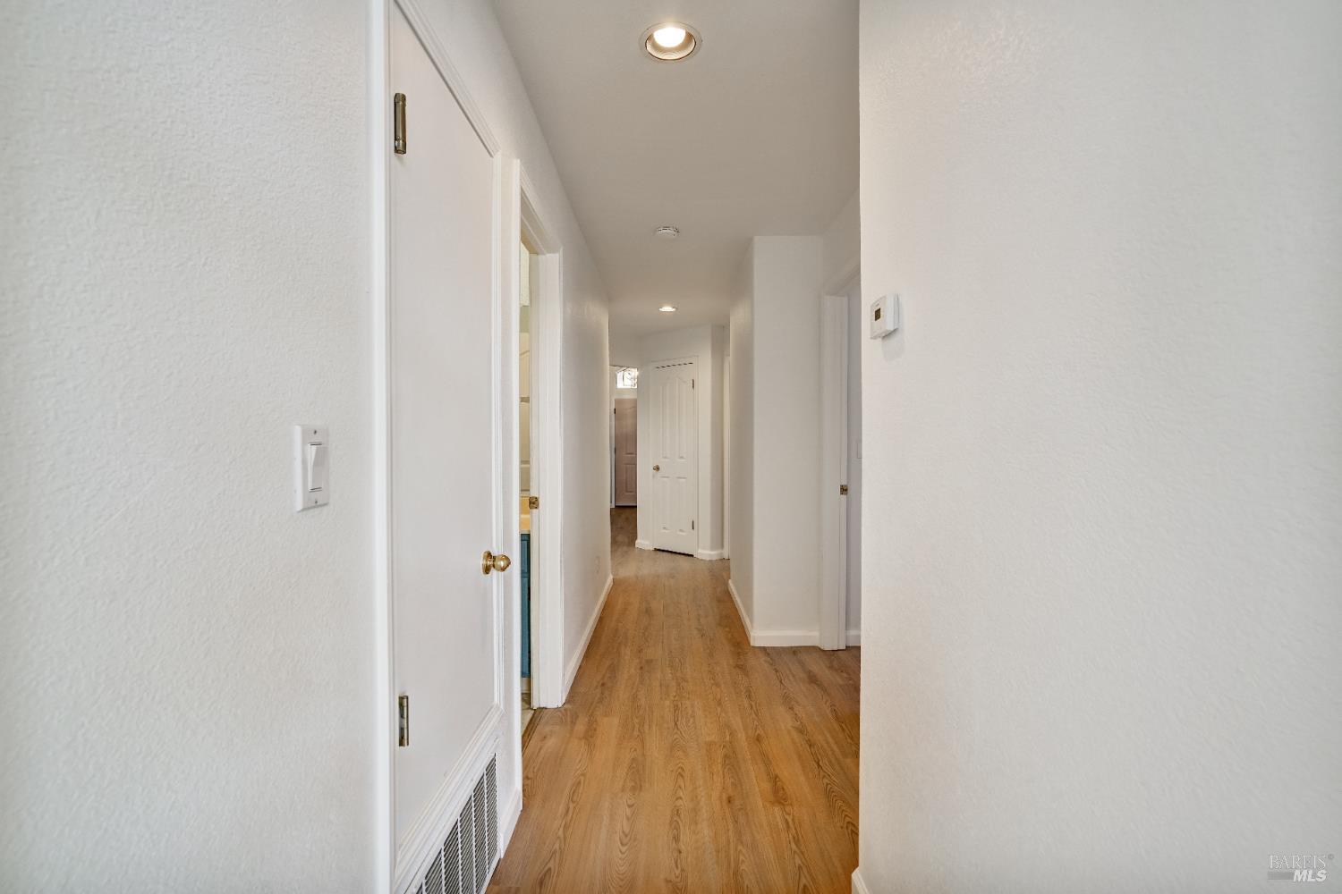 Detail Gallery Image 30 of 43 For 2139 Garnet Cir, Vallejo,  CA 94591 - 4 Beds | 2 Baths