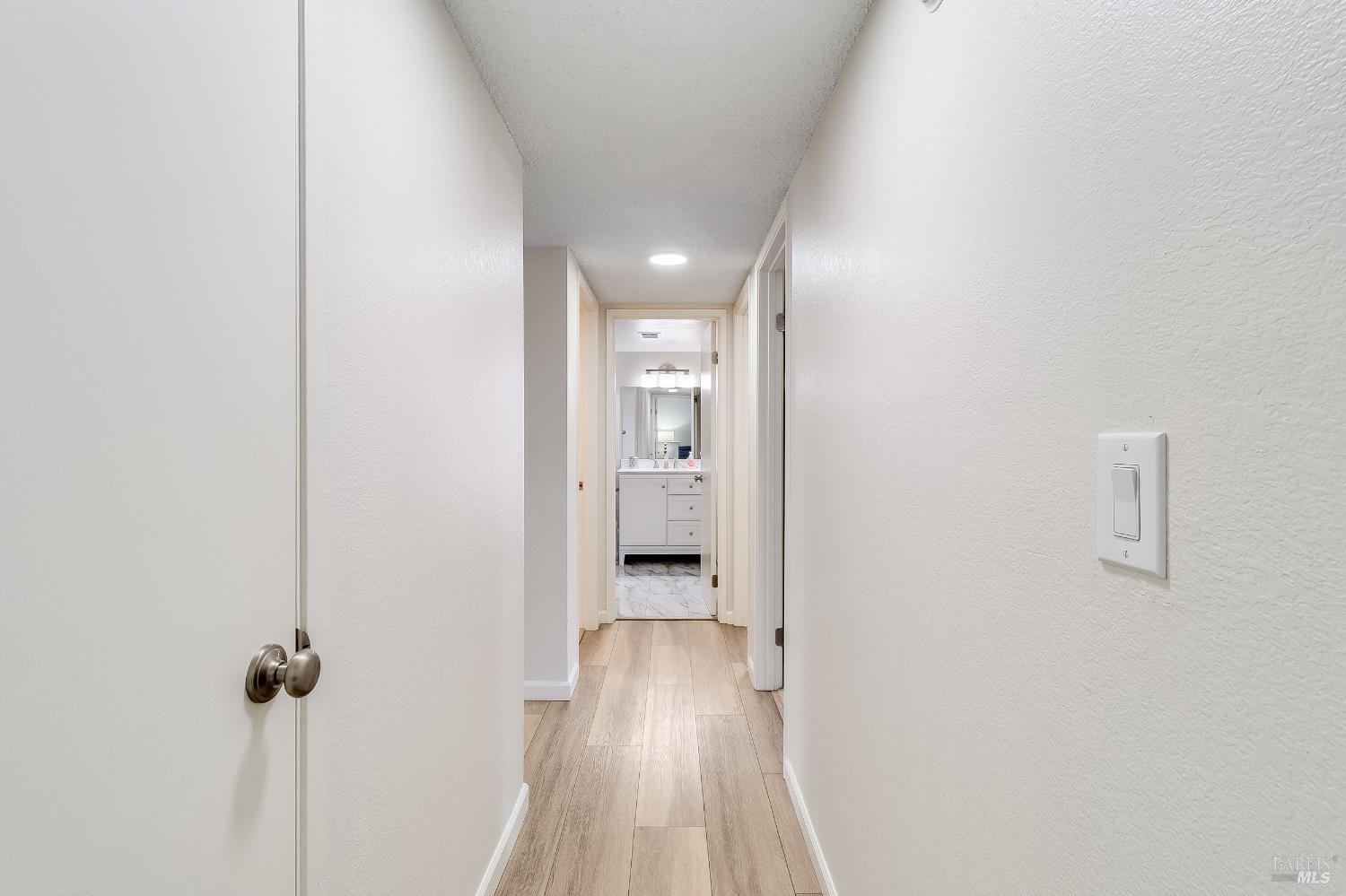 Detail Gallery Image 33 of 76 For 877 Rose Dr, Benicia,  CA 94510 - 4 Beds | 3 Baths