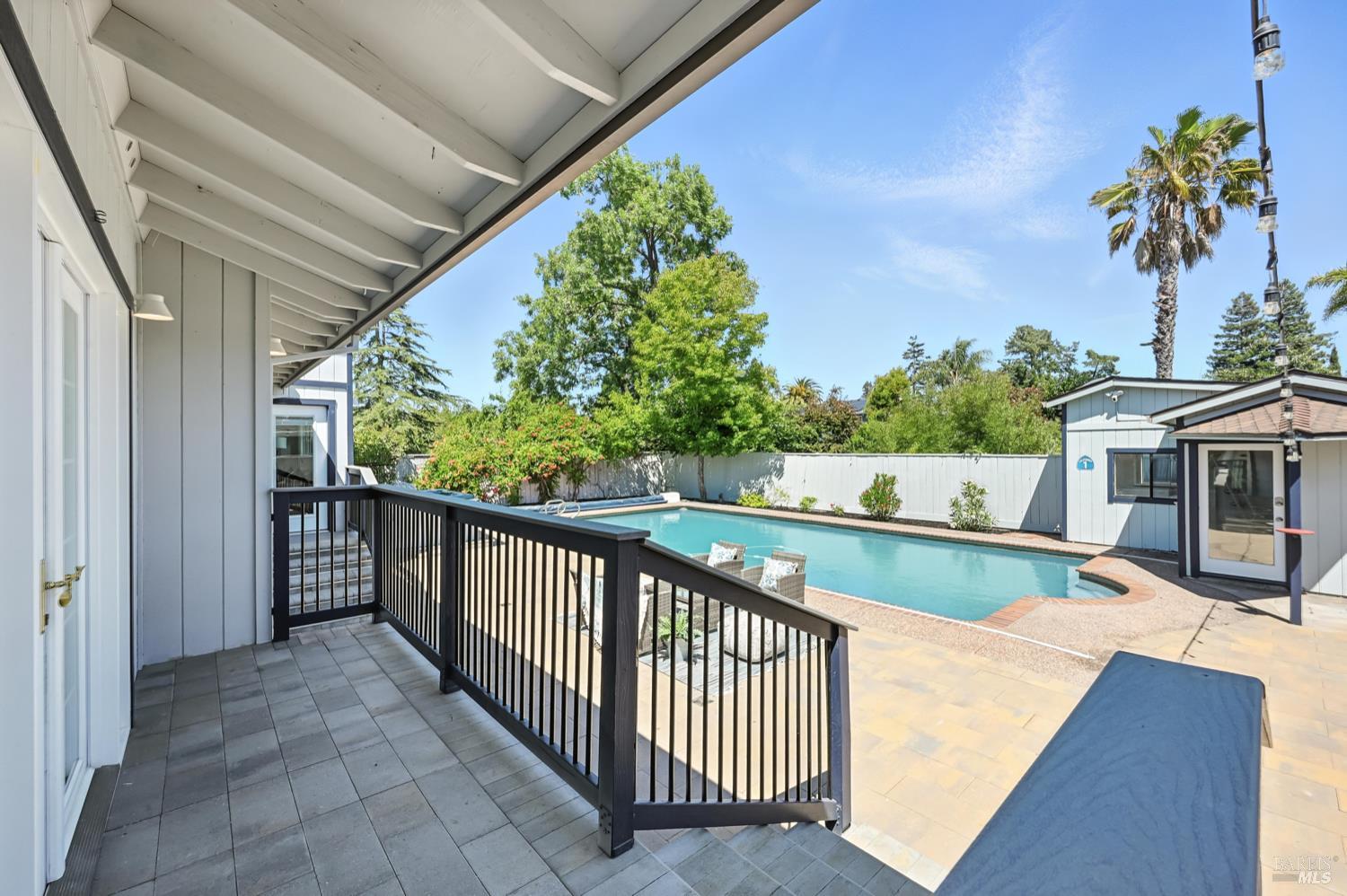 Detail Gallery Image 30 of 41 For 15 Arbor Cir, Novato,  CA 94947 - 5 Beds | 3 Baths