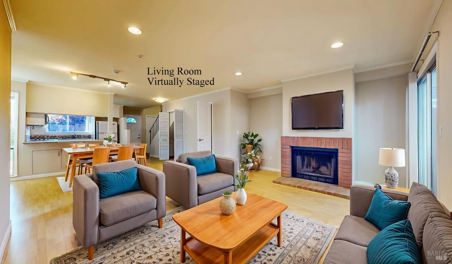 Detail Gallery Image 19 of 56 For 510 Racquet Club Cir, Rohnert Park,  CA 94928 - 3 Beds | 1/1 Baths