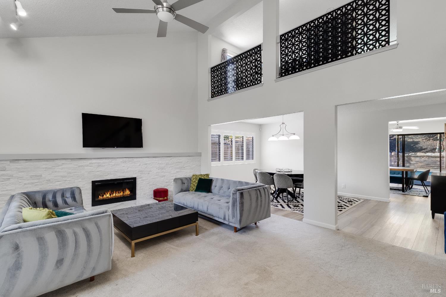 Detail Gallery Image 14 of 76 For 877 Rose Dr, Benicia,  CA 94510 - 4 Beds | 3 Baths