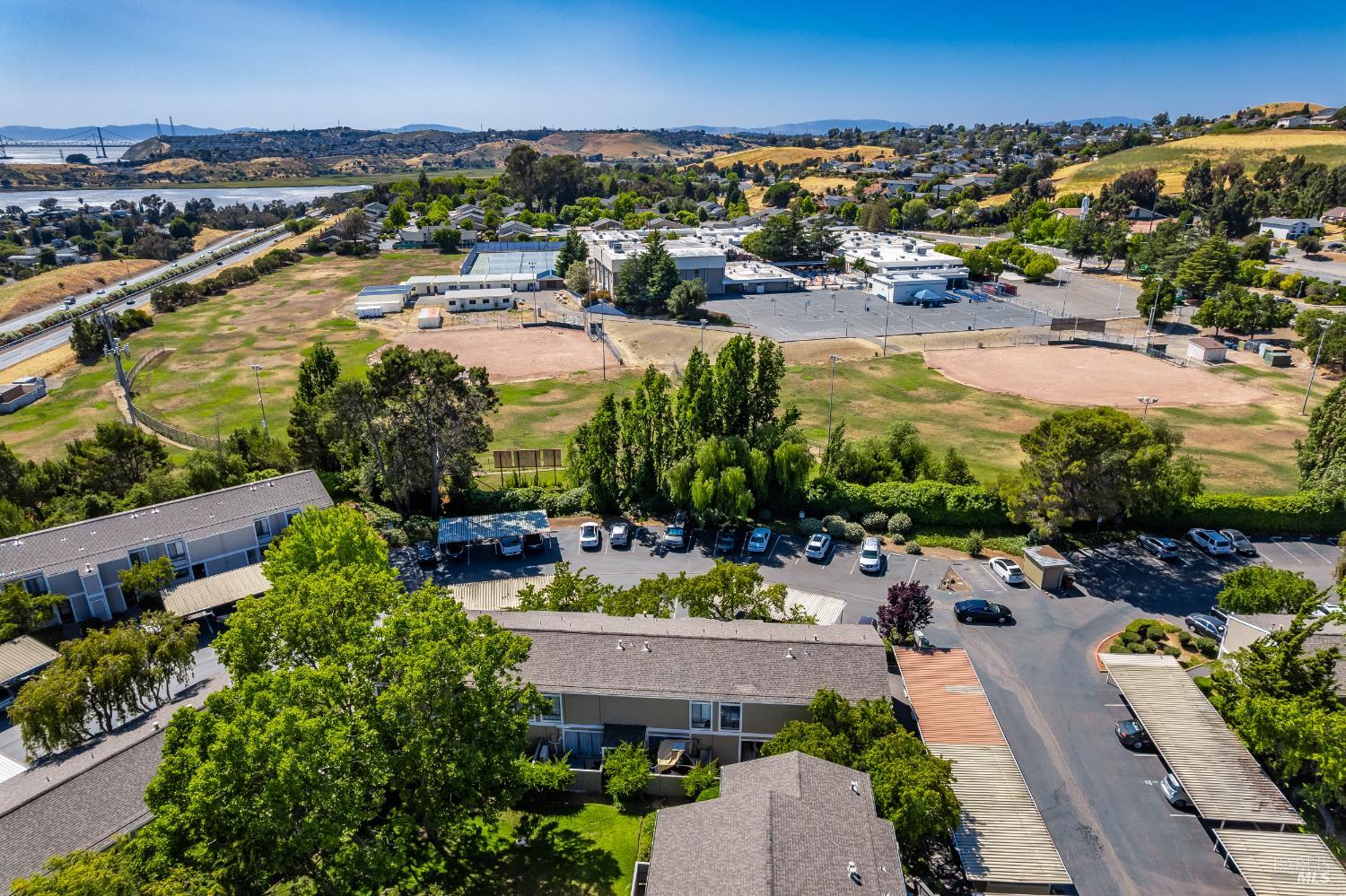 Detail Gallery Image 33 of 43 For 900 Southampton Rd #86,  Benicia,  CA 94510 - 1 Beds | 1 Baths