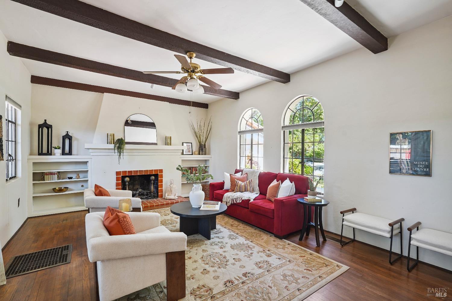 Detail Gallery Image 9 of 84 For 330 Buck Ave, Vacaville,  CA 95688 - 3 Beds | 3 Baths