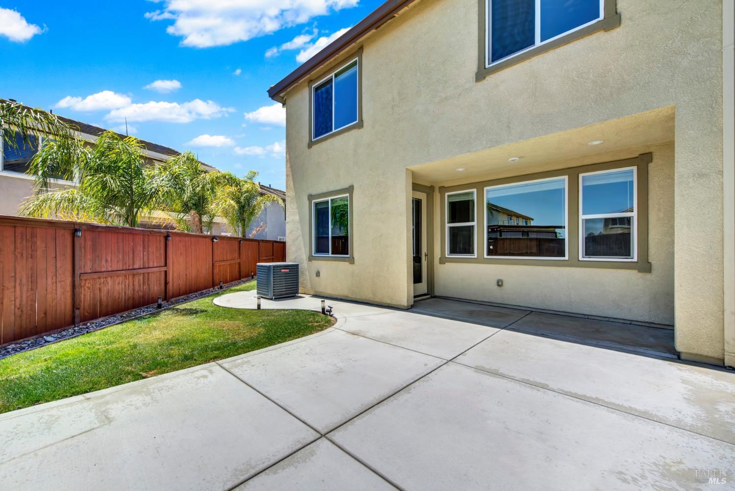 Detail Gallery Image 53 of 55 For 1511 Snowdrop Ct, Fairfield,  CA 94533 - 4 Beds | 2/1 Baths