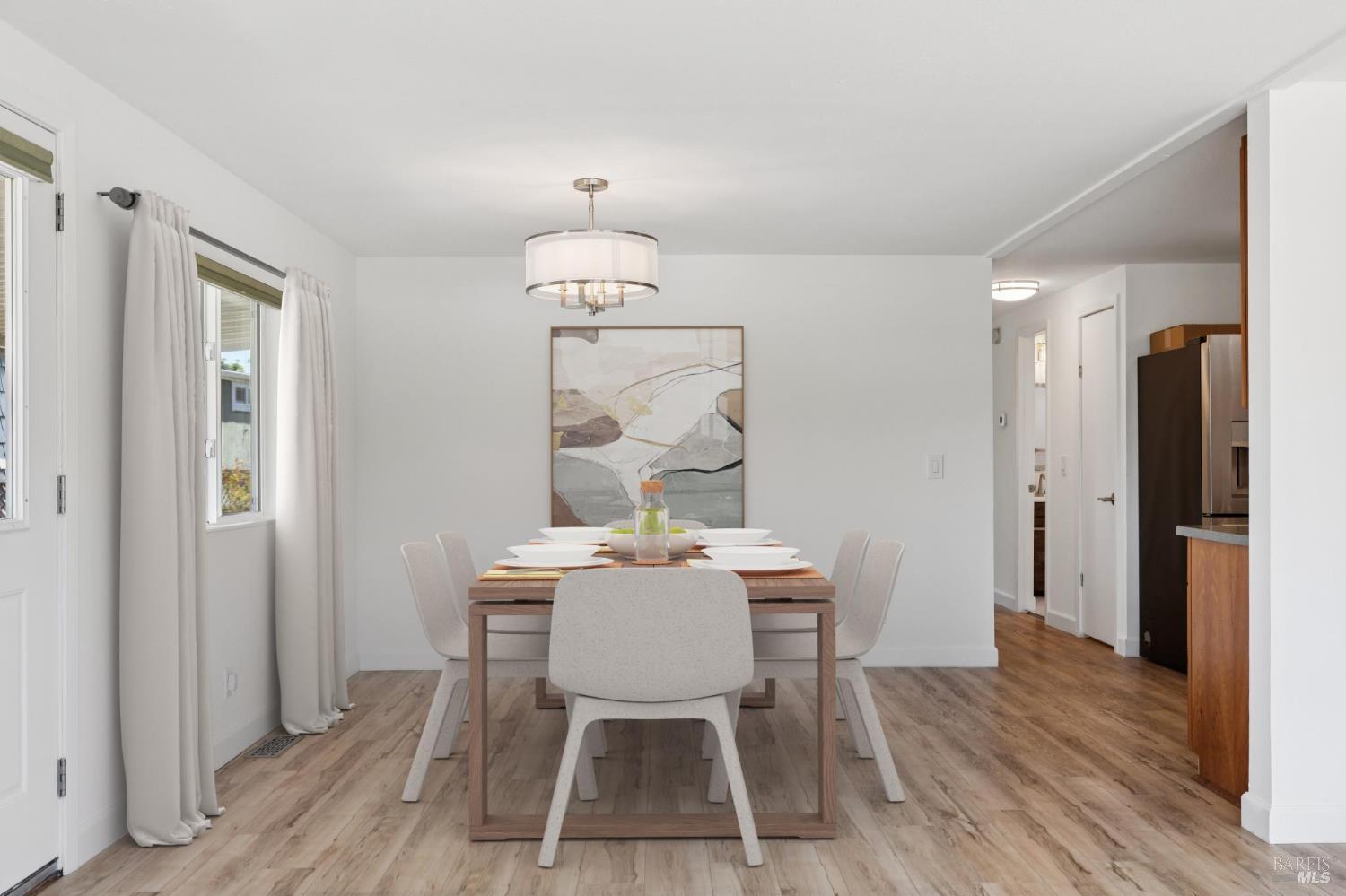 Detail Gallery Image 2 of 50 For 373 Glacier Way, San Rafael,  CA 94903 - 2 Beds | 2 Baths