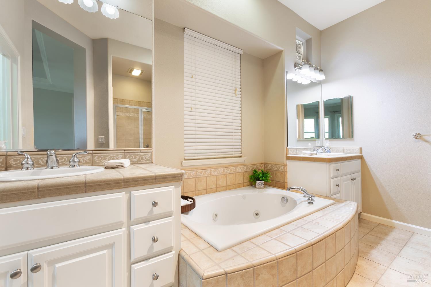 Detail Gallery Image 29 of 50 For 330 Crystal Downs Dr, Rio Vista,  CA 94571 - 3 Beds | 3/1 Baths