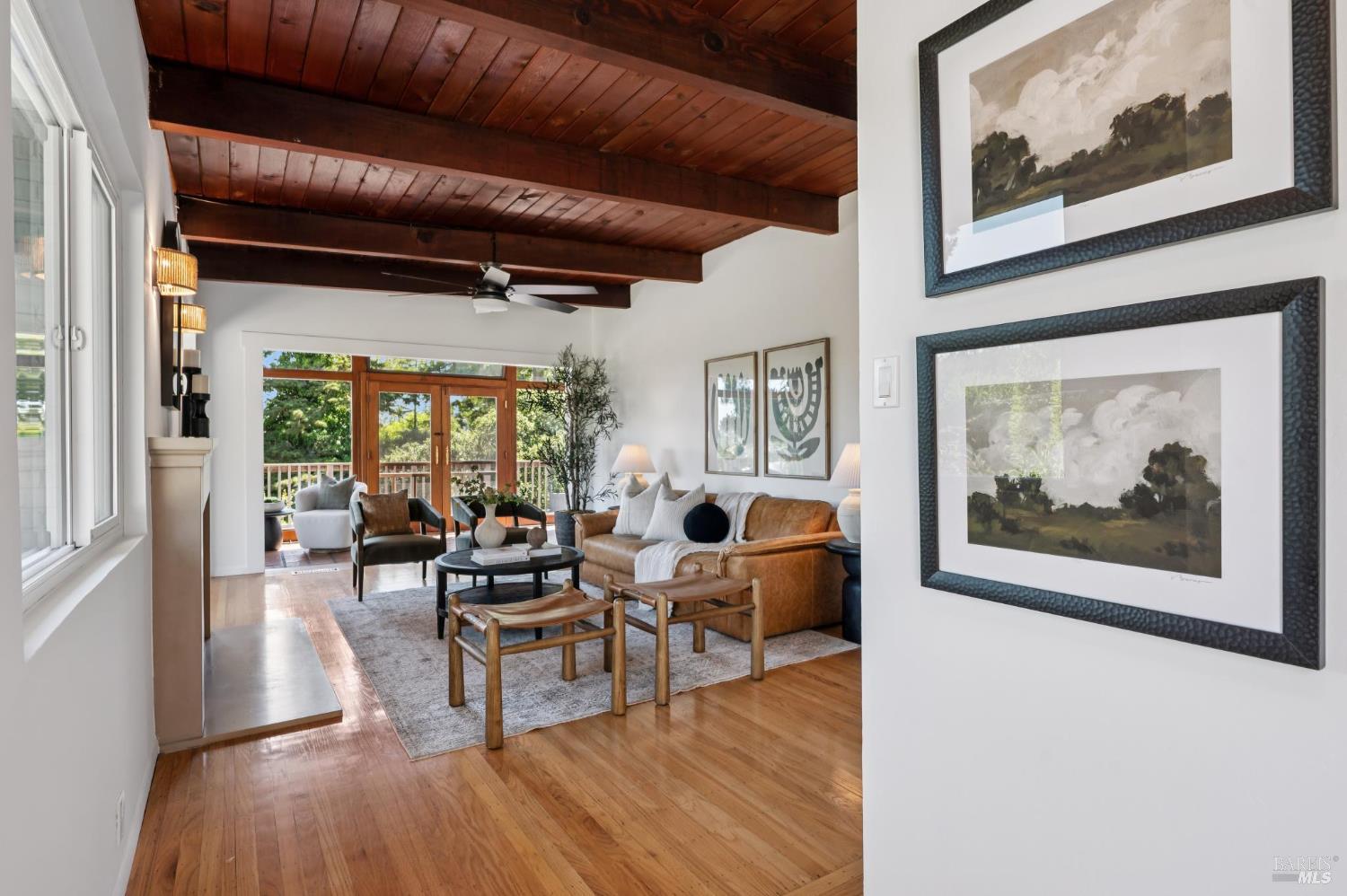 Detail Gallery Image 4 of 35 For 715 Alta Vista Rd, Mill Valley,  CA 94941 - 2 Beds | 1 Baths