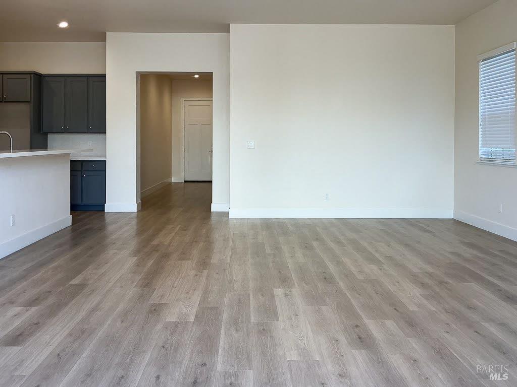 Detail Gallery Image 7 of 17 For 1329 Calabazas Dr, Windsor,  CA 95492 - 3 Beds | 2 Baths