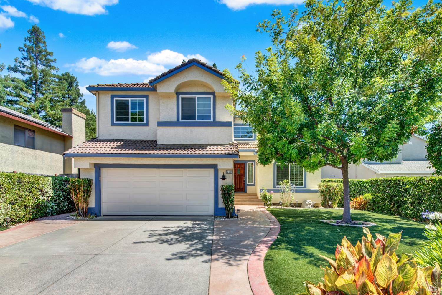 Detail Gallery Image 1 of 93 For 242 Rosita Ct, Vacaville,  CA 95687 - 4 Beds | 2/1 Baths