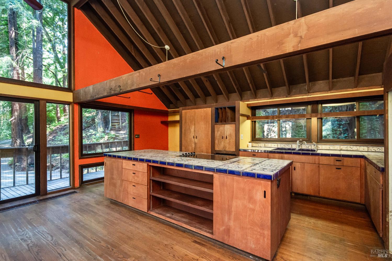 Detail Gallery Image 7 of 34 For 4516 Dry Creek Rd, Napa,  CA 94558 - 2 Beds | 2 Baths