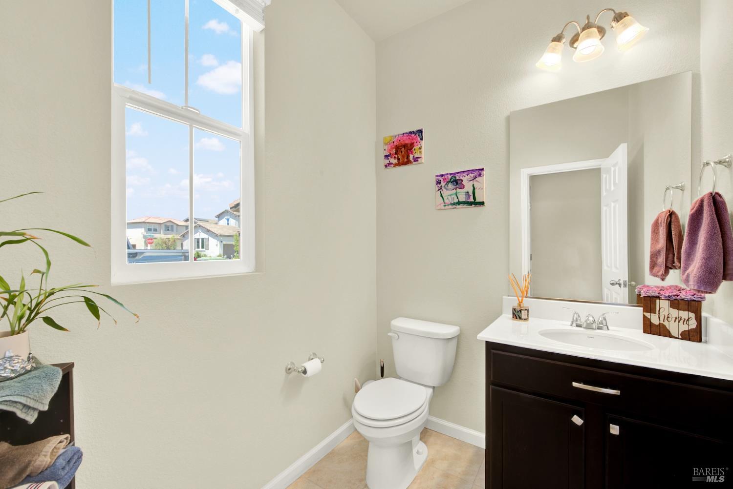 Detail Gallery Image 28 of 55 For 1511 Snowdrop Ct, Fairfield,  CA 94533 - 4 Beds | 2/1 Baths
