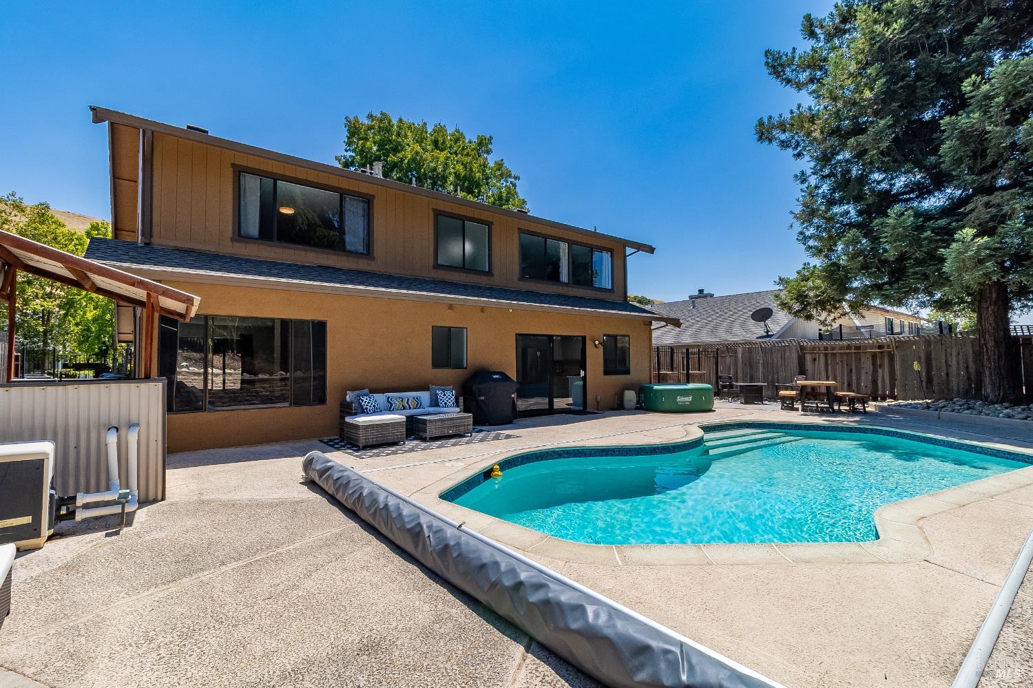 Detail Gallery Image 59 of 76 For 877 Rose Dr, Benicia,  CA 94510 - 4 Beds | 3 Baths