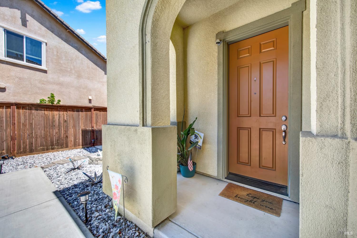 Detail Gallery Image 15 of 55 For 1511 Snowdrop Ct, Fairfield,  CA 94533 - 4 Beds | 2/1 Baths