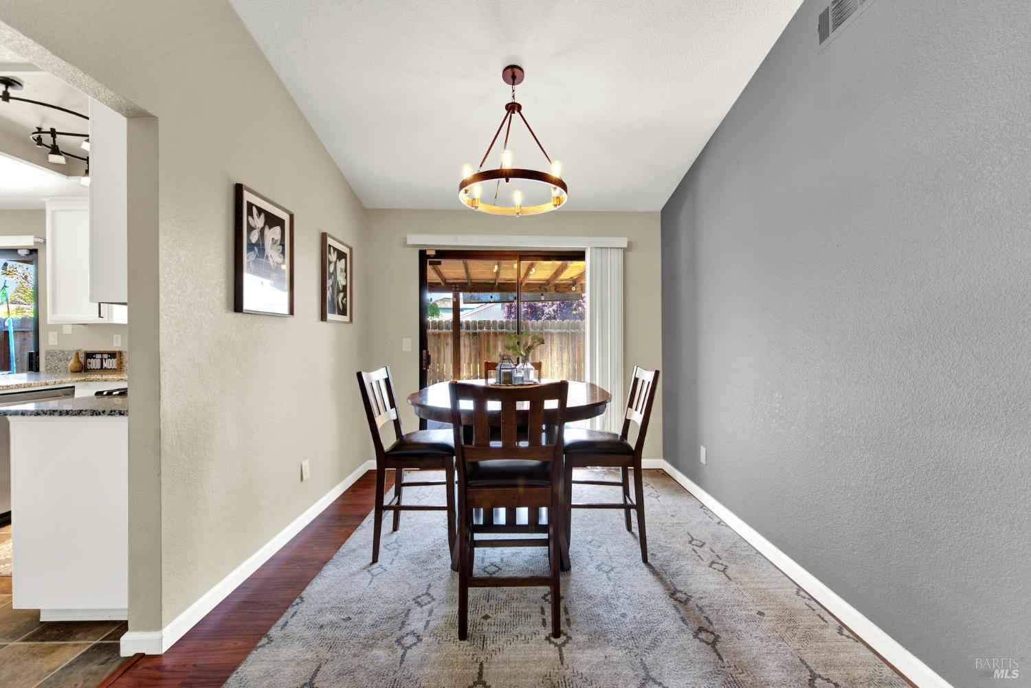 Detail Gallery Image 19 of 65 For 802 Morissette Way, Vacaville,  CA 95687 - 3 Beds | 2 Baths