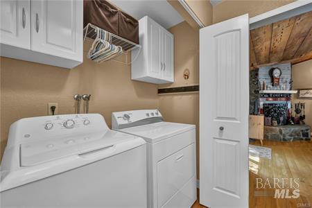 Detail Gallery Image 13 of 26 For 16635 Mountain View Dr, Cobb,  CA 95426 - 3 Beds | 1 Baths