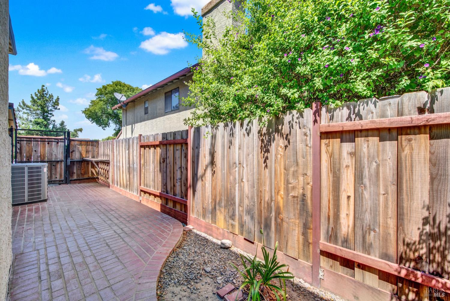 Detail Gallery Image 88 of 93 For 242 Rosita Ct, Vacaville,  CA 95687 - 4 Beds | 2/1 Baths