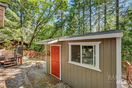 Detail Gallery Image 22 of 26 For 16635 Mountain View Dr, Cobb,  CA 95426 - 3 Beds | 1 Baths