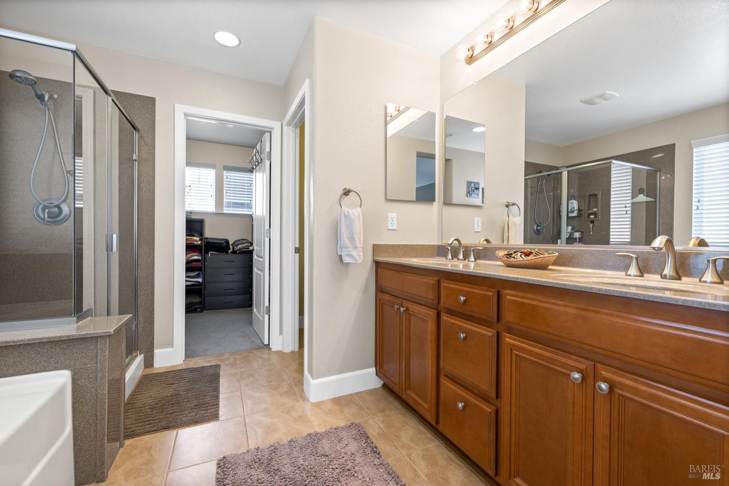 Detail Gallery Image 17 of 27 For 426 Tilden Cir, Vacaville,  CA 95688 - 4 Beds | 2/1 Baths