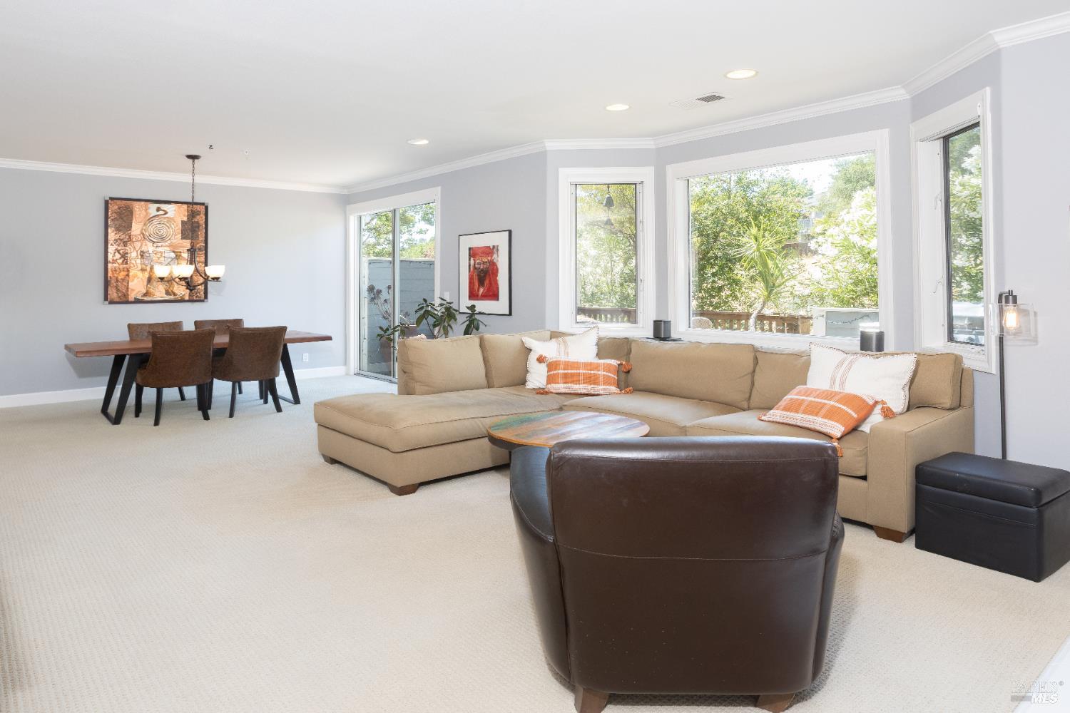 Detail Gallery Image 8 of 19 For 119 Gable Ct, San Rafael,  CA 94903 - 3 Beds | 2/1 Baths