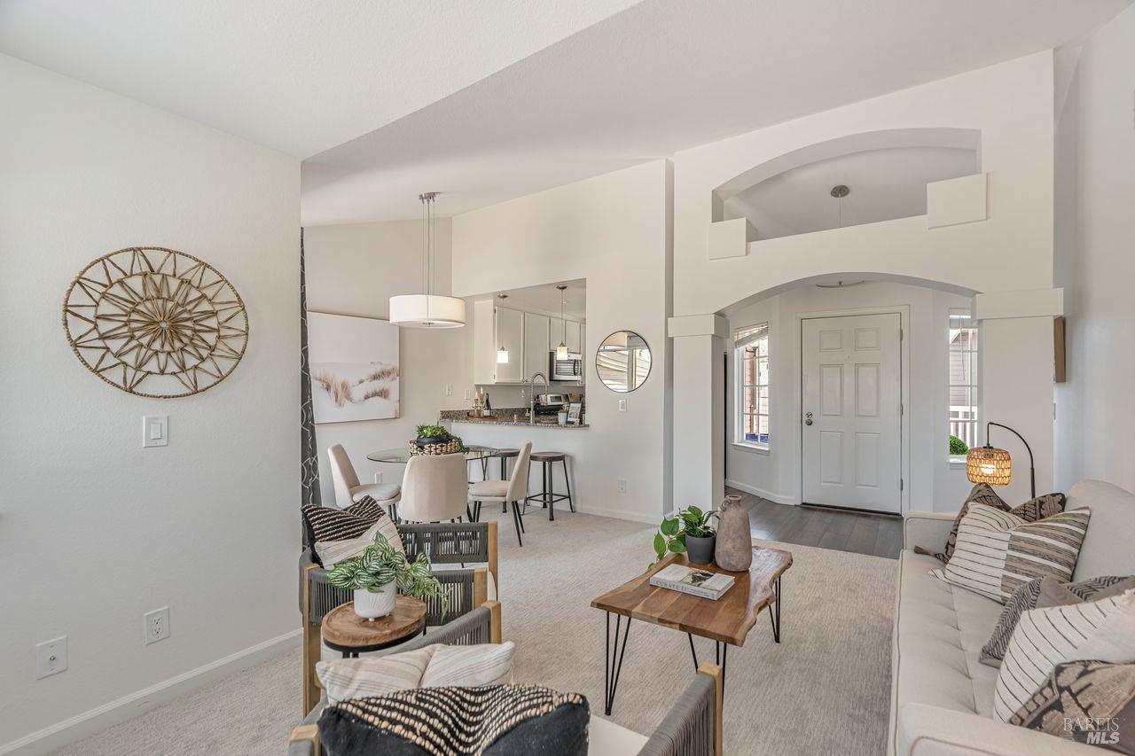 Detail Gallery Image 6 of 44 For 45 Mariners Cir, San Rafael,  CA 94903 - 3 Beds | 2 Baths
